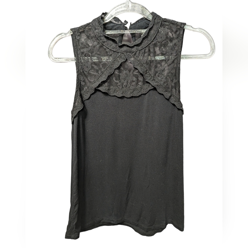 Almost Famous Ruffled Lace Sleeveless Top Sz S